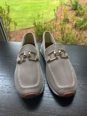 Orthopedic Casual Slip-On Loafers in Beige Mesh with Gold Horse Bit Detail